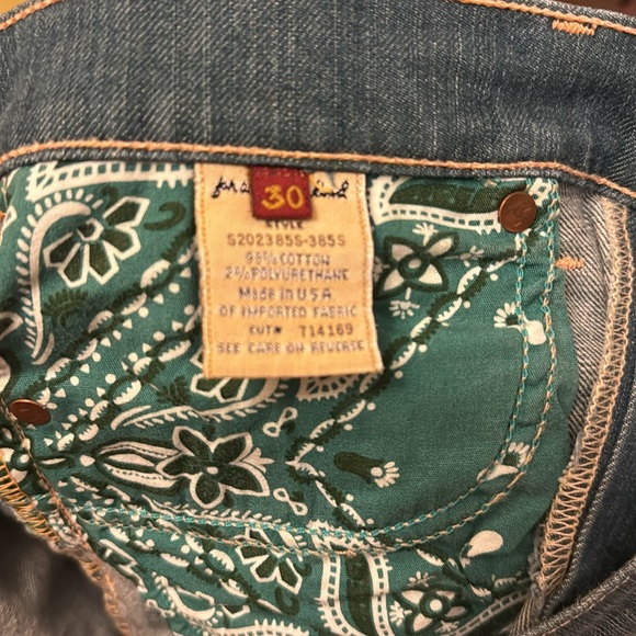 7 For All Mankind Women's Dojo Jean Short Crops Size 30 - Picture 7 of 7